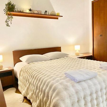 Центр Площа Ринок Оперний Театр Apartment ลวีฟ ภายนอก รูปภาพ